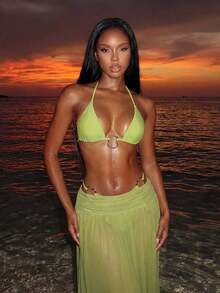 Vaytide Set de 3 piezas: Bikini de tela brillante de unicolor con diseño de aro de metal asimétrico + Vestido de malla larga tipo capa para la playa, traje de baño de resort vacacional para mujer - Verde - Ver 10