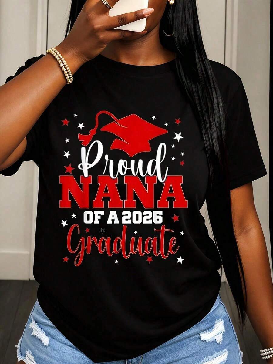 1 Piece Graduation T-Shirt "Proud Grandmother Of A 2026 Graduate" For Grandmother Celebrating Her Grandson's Achievement, Red Cap Design With Star Pattern, White T-Shirt 180g 100% Cotton - 黑色 - 查看 1
