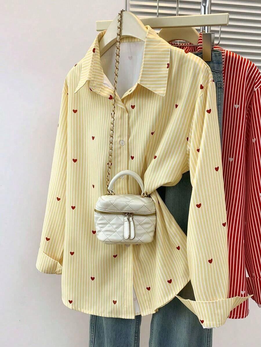 Blusa de mujer con cuello polo, estampado de corazones y rayas - Camisa casual de manga larga con botones, adecuada para uso diario en primavera, verano y otoño - Rayas amarillas - Ver 1