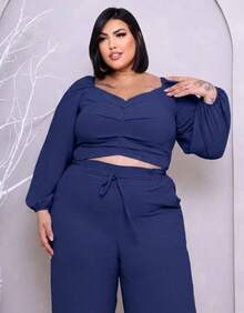 Conjunto Plus Size Blusa Cropped Ombro a Ombro e Calça Forrada Pantalona Cintura Alta Elegante - Azul Marinho - Visão 7