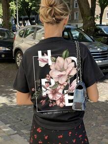 Women's Round Neck Printed Short Sleeve T-Shirt, Casual Loose Fit, Super Soft & Comfortable Fabric, Ins Street Fashion Style, Classic All-Match Graphic Tee, Breathable Lightweight Daily Basic Top, Perfect For Daily Wear, Casual Vacation, Office Commute, Outdoor Going Out, Weekend Gathering, Shopping And Leisure Activities, Ladies  Oversized Casual Pullover T-Shirt - 黑色 - 查看 1