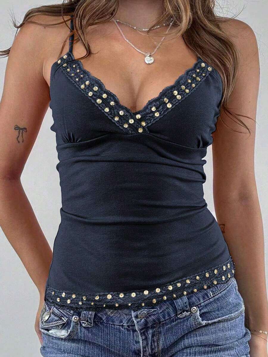 Top de tirantes finos estilo Y2K, de color sólido, sin espalda, ajustado y sexy, con encaje, estilo urbano para graduaciones, ideal para la playa en verano, citas, festivales de música, 4 de julio y más ocasiones informales. - Marina de - Ver 1
