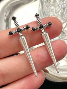 Boucles d'oreilles épée de style gothique, boucles d'oreilles cristal rétro, boucles d'oreilles en forme d'épée unisexes, décoration pour les fêtes, les festivals et les galas - Argent - Voir 5