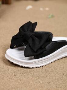 Kids' Black Bow Platform Slide Sandals, Non-Slip Thick Sole & Cute Bow, Perfect For Beach, Pool & Summer Outings - Black - View 8