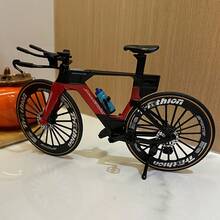 1 buah Model Rangka Sepeda Paduan Logam yang Indah, Miniatur Sepeda Balap Portabel Mainan Koleksi Realistis, Cocok untuk Penggemar dan Kolektor Sepeda, Dekorasi Gaya Balap Klasik dengan Ban Karet Realistis, Hadiah untuk Atlet Triathlon - MultiWarna - View 5