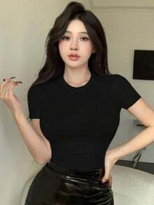 Camiseta de manga corta para mujer de ajuste ceñido, de cuello redondo y unicolor para el verano - Negro 3 - Ver 2