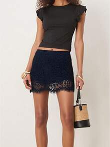 Womenacute;s Elegant Lace Mini Skirt With Inner Shorts Scalloped Hem Sheer Floral Pattern High Waist Party Night Out Bottoms - Negro - Ver 1