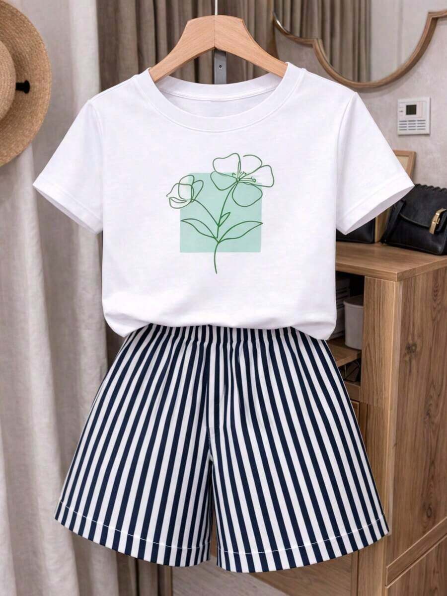 Una camiseta de manga corta para mujer con estilo retro americano, de corte holgado y con diseño estampado (los pantalones son solo para sugerencias de estilo). Esta pieza sencilla y elegante presenta un patrón de letras impresas con temática tropical, lo que la convierte en un elemento imprescindible para crear un look relajado de vacaciones, perfecto para ocasiones como el Día del Trabajo y el Día de la Independencia de México. - Blanco - Ver 1