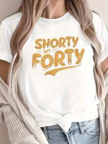 Premium Women's Comfortable T-Shirt - Shorts Forty Print, Lightweight Casual Crew Neck T-Shirt, Machine Washable For All Seasons | Crew Neck T-Shirt | Lightweight Everyday Wear, - 白色 - 查看 7