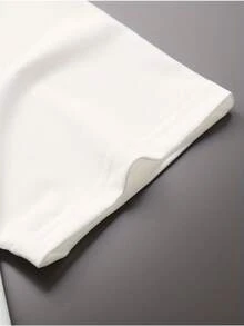 Solo una pieza. Este artículo está disponible en 3 colores, con cuello redondo, mangas cortas y estampados de letras. - Blanco - Ver 4