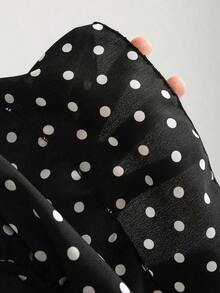 Vestido mini ajustado con cuello en V profundo y espalda descubierta con estampado de lunares negros y blancos y volantes en el bajo, elegante, romántico, bohemio, sexy y casual, versátil vestido de verano para mujer - Negro - Ver 5