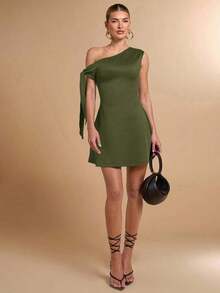 Falda asimétrica elegante de línea A con volantes en el bajo y detalle de lazo en el hombro en diseño ajustado negro para mujer - Verde militar - Ver 4