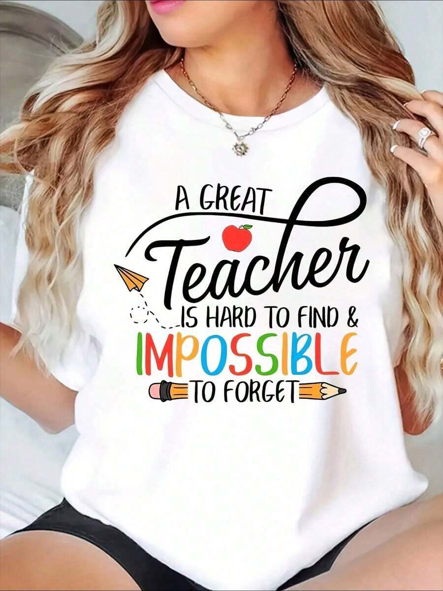 1 Piece. A Great T-Shirt With The Phrase "A Great Teacher Is Hard To Find And Impossible To Forget" For Teachers, An Education-Themed Thank You Gift For Women And Girls. It's A Perfect T-Shirt To Give To Friends And Family On Any Holiday Or Special Occasion. 220g 180g 100% Cotton. - 白色 - 查看 1