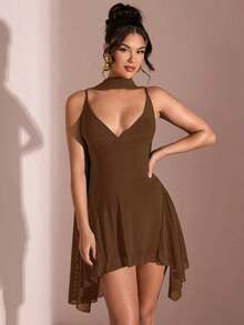 Vestido corto de gasa con escote en V profundo y cinta de color negro sólido, adecuado para citas diarias, salidas nocturnas, discotecas, fiestas, reuniones, fiestas de cóctel, monos de vacaciones, fiestas en la piscina, ropa de oficina, vestidos para ir y venir - Marrón - Ver 6