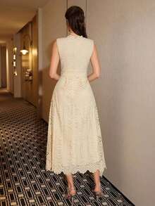 Vestido minimalista y estilizador con diseño de encaje y parches para mujer - Amarillo claro - Ver 2