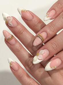 10片手工可穿戴假指甲 短杏仁形 裸色與奶白色法式美甲 精緻奢華風 手繪白色浮雕法式指尖 3D花瓣蕾絲紋理 金屬金珠裝飾 半透明果凍感 百搭適用所有場合 含美甲工具 易貼易卸 適合女性與女孩的手工穿戴式指甲 - 淺粉色 - 查看 2