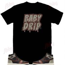 Camiseta con estampado de zapatilla Airs Jordans Retro 1 Patina, camiseta con estampado de zapatilla Patina 1, camiseta gris cool con estampado de zapatilla Patina 1, camiseta Retro 1 - forma - Ver 1