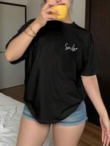 Loose-Fitting Short-Sleeved T-Shirt For Women, Available In Various Colors And Made With Comfortable Fabric, Perfect For Any Occasion: White, Royal Blue, Black, Gray, Burgundy, Brown And Apricot. - 黑色 - 查看 5