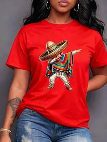 The Vibrant Folkloric Figure With A Hat And Colorful Serape Symbolizes Cultural Joy And Festive Celebration. This 100% Cotton Women's T-Shirt Represents Passion And Happiness, Uniting Tradition And Modernity In Your Wardrobe. - 紅色 - 查看 7