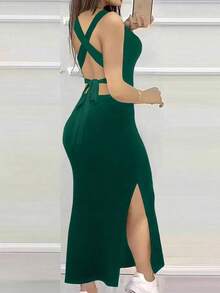 Vestido ajustado y sexy con cuello bajo, espalda descubierta, tirantes cruzados y abertura - Verde Oscuro - Ver 2