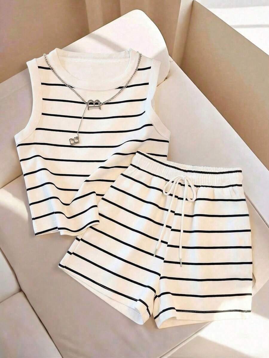 Conjunto casual de 2 piezas de top de tirantes de cuello redondo a rayas y shorts con cordón en la cintura para mujer - Multicolor - Ver 1