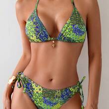 Bikini Set With Vintage Floral Print, Strapless Triangle Top And Lined Briefs, Two-Piece Set In Pink - Red Stamp - View 5