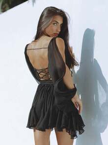 Short Fitted Dress With Long Sleeves, Mesh Detailing, Bow And Open Back, Solid Color And Casual Style - 黑色 - 查看 3