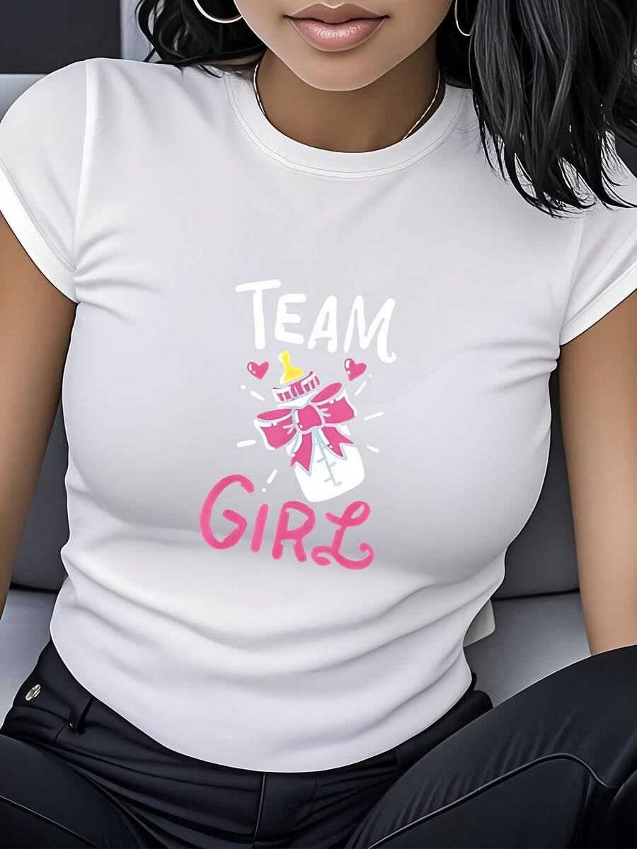 Women's Team Girl Themed Printed T-Shirt, Short-Sleeved And Crew Neck, With A Cute Cartoon Baby Bottle Design. Stylish And Versatile, Suitable For Everyday Casual Wear, Lounging At Home, Going Out, Parties, And As A Gift. Made Of Pure Cotton. - 白色 - 查看 1