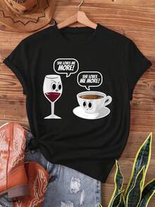 Camiseta casual para mujer cuello redondo estampado divertido con diseño "ella me ama más" ideal primavera verano manga corta fondo negro patrón blanco perfecta para look relajado - negro - Ver 6