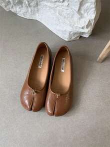 Women Flats - 紅色 - 查看 10