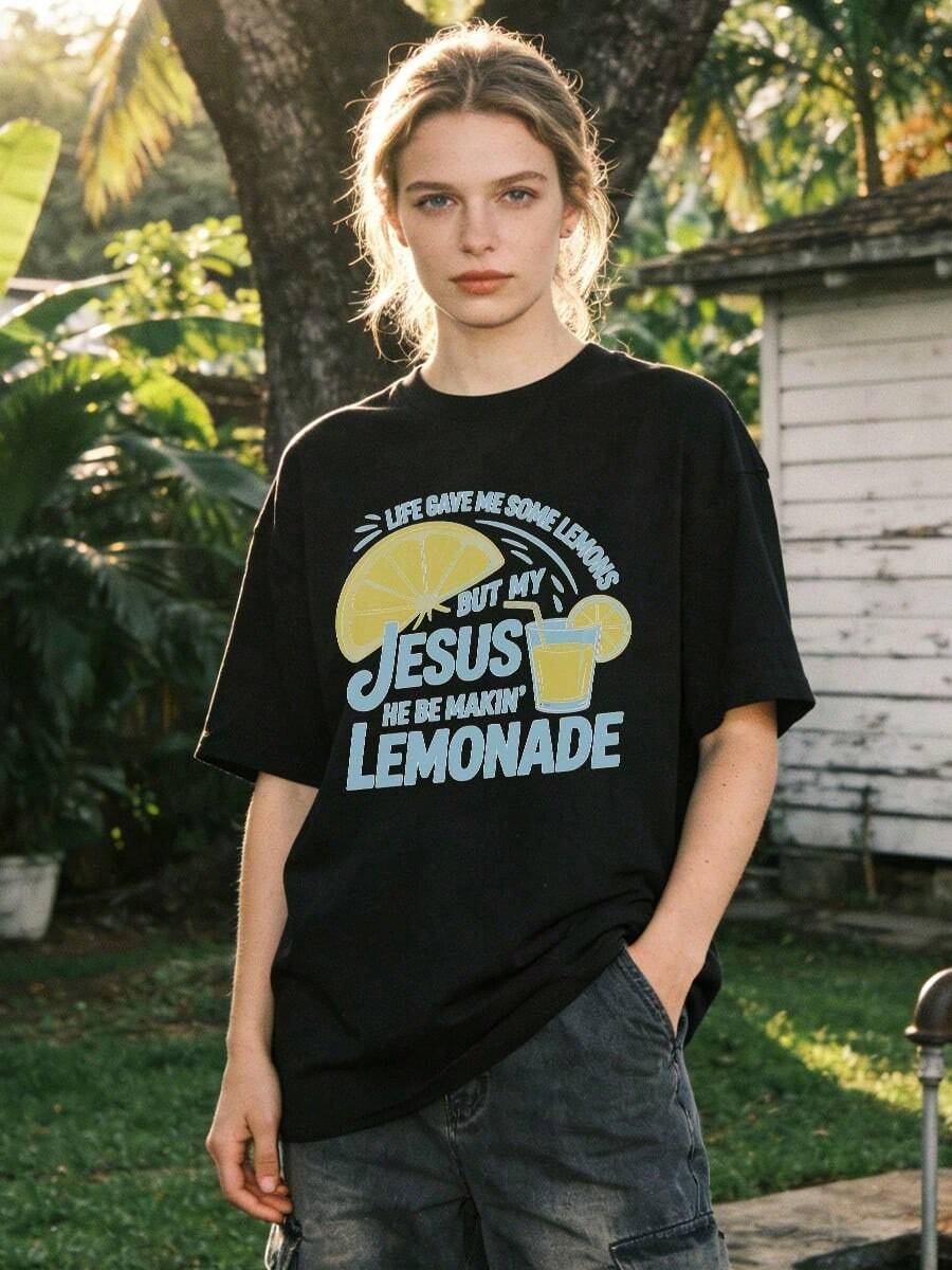 Women's Summer Clothing, Soft And Casual Cotton T-Shirt With Round Neck, Lemon Print With The Phrase "LIFE GAVE ME SOME LEMONS BUT MY JESUS HE BE MAKIN' LEMONADE". Black Color. - 黑色 - 查看 1