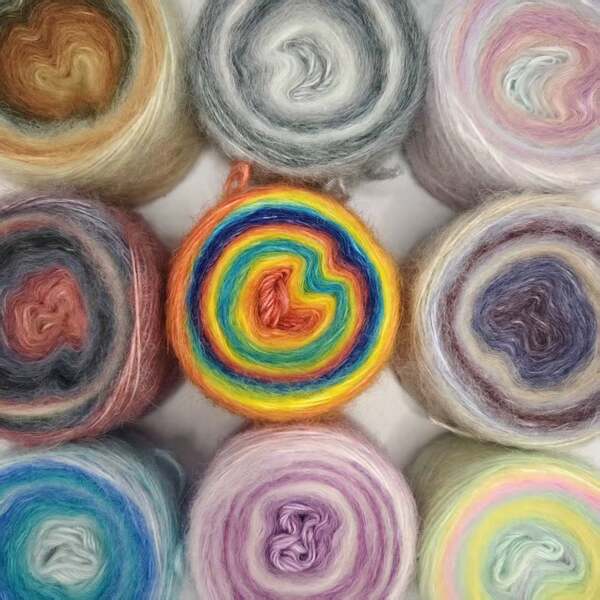 Gradient Color Cake Yarn Balls - Vibrant Multi-Color Knitted Blend, Soft And Fine Texture Suitable For Knitting Sweaters, Scarves, Hats And Other Handicrafts - Basket Packed Craft Supplies