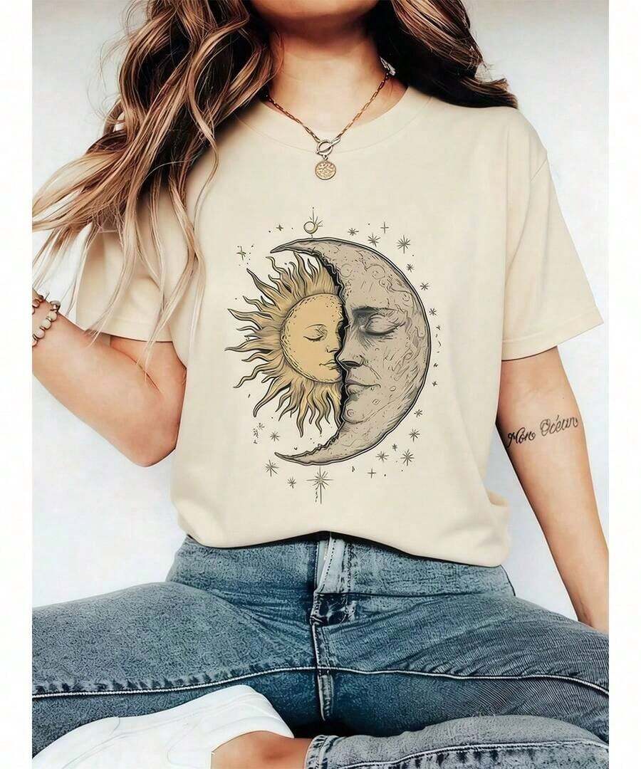 Women's Bohemian Style T-Shirt With A Mysterious Moon And Sun Face Print, Vintage Hippie Style, Casual Short-Sleeved Top With A Round Neck, Perfect Choice For Women's Spring And Summer 2026 Fashion. Y2K Style Sportswear, Round Neck, 100% Cotton, Soft Fabric, Short Sleeves. - 杏色 - 查看 1