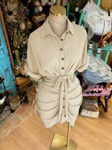 Vestido camisa de manga corta con cuello, abotonadura sencilla y cintura con lazo - Albaricoque - Ver 4