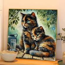 1幅全新5D圆形亚克力钻石画，描绘了两只可爱的玳瑁猫，采用马赛克工艺呈现生动的画面。可作为家居墙面装饰，增添艺术氛围。纯手工制作，饱含心意，是节日送给女友、父母、朋友的理想礼物，传递温暖与关怀。不含画框。 - 圓鑽 - 查看 2