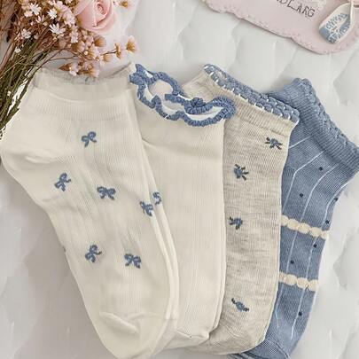 4 đôi tất cổ ngắn nữ màu xanh dương viền ren, kiểu dáng thoải mái, thoáng khí, mỏng nhẹ, họa tiết hoa khoét rỗng, phong cách sinh viên.