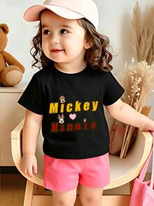 Disney This Adorable Mickey And Minnie Mouse Letter Short-Sleeved T-Shirt For Girls Is Made Of Soft And Breathable Pure Cotton Fabric. The Cartoon Print Is Lively And Cute, And It Is Not Easy To Fade Or Crack. The Round Neck Fits Snugly Without Digging Into The Skin. - 黑色 - 查看 1