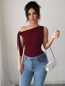 Camiseta ajustada elegante con cuello asimétrico y nudo de mujer de unicolor - Burdeos - Ver 5