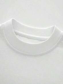 Sol radiante con rostro humano que simboliza energía vital y fuerza interior inspirado en la conexión espiritual entre luz conciencia y naturaleza camiseta de mujer cómoda casual moderna - Blanco - Ver 5