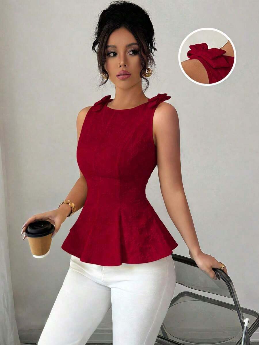 Nueva blusa de tirantes finos con diseño de lazo, cintura ceñida y volantes en el bajo, de tela floral texturizada, para mujer, casual, versátil y elegante para vacaciones - Burdeos - Ver 1