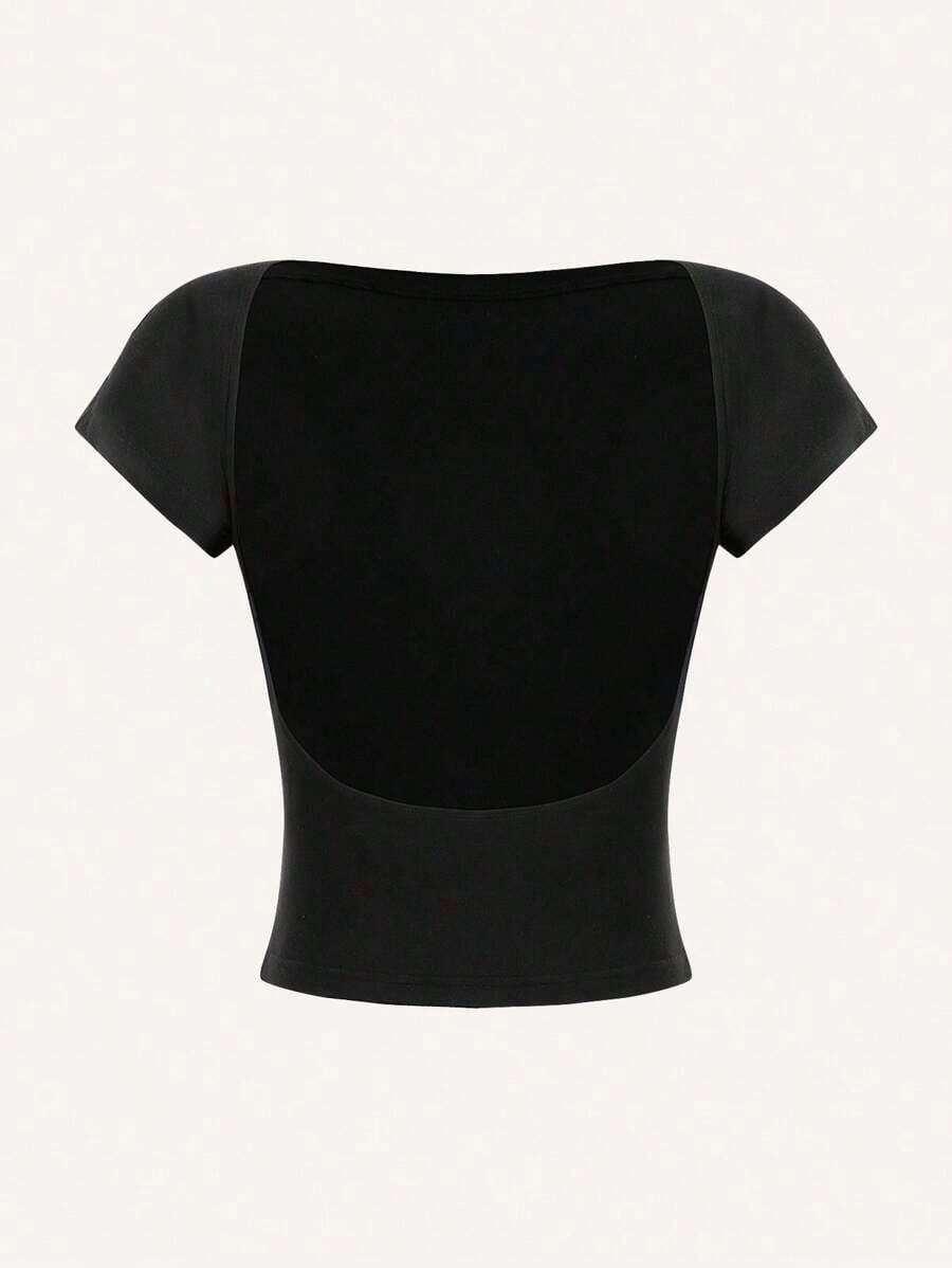 Camiseta ajustada de mujer con hombros descubiertos, manga corta y espalda descubierta, en colores lisos y seductores, apta para el verano - Negro - Ver 1