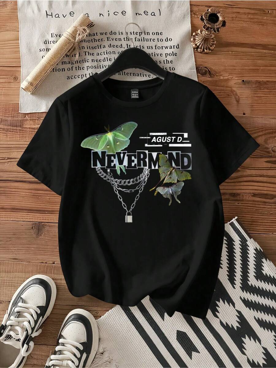 K-Pop-Shirt "Agust D Nevermind". Lässiges schwarzes Kurzarm-T-Shirt mit Vintage-Grafikprint aus Baumwolle. - Schwarz - Übersicht 1