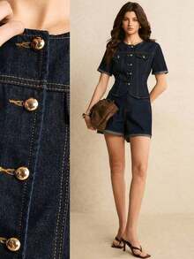 Conjunto de top de manga corta con botones delanteros y shorts vaqueros de estilo casual para mujer - Azul lavado oscuro - Ver 1