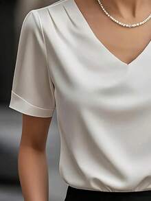 1 pieza Blusa de mujer de unicolor de satén con cuello en V y manga corta, elegante y de moda para uso diario, oficina, hogar, citas, primavera/verano, color negro casual - Blanco - Ver 2