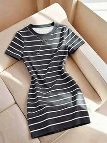Vestido mini casual de mujer a rayas, de verano - Negro - Ver 1