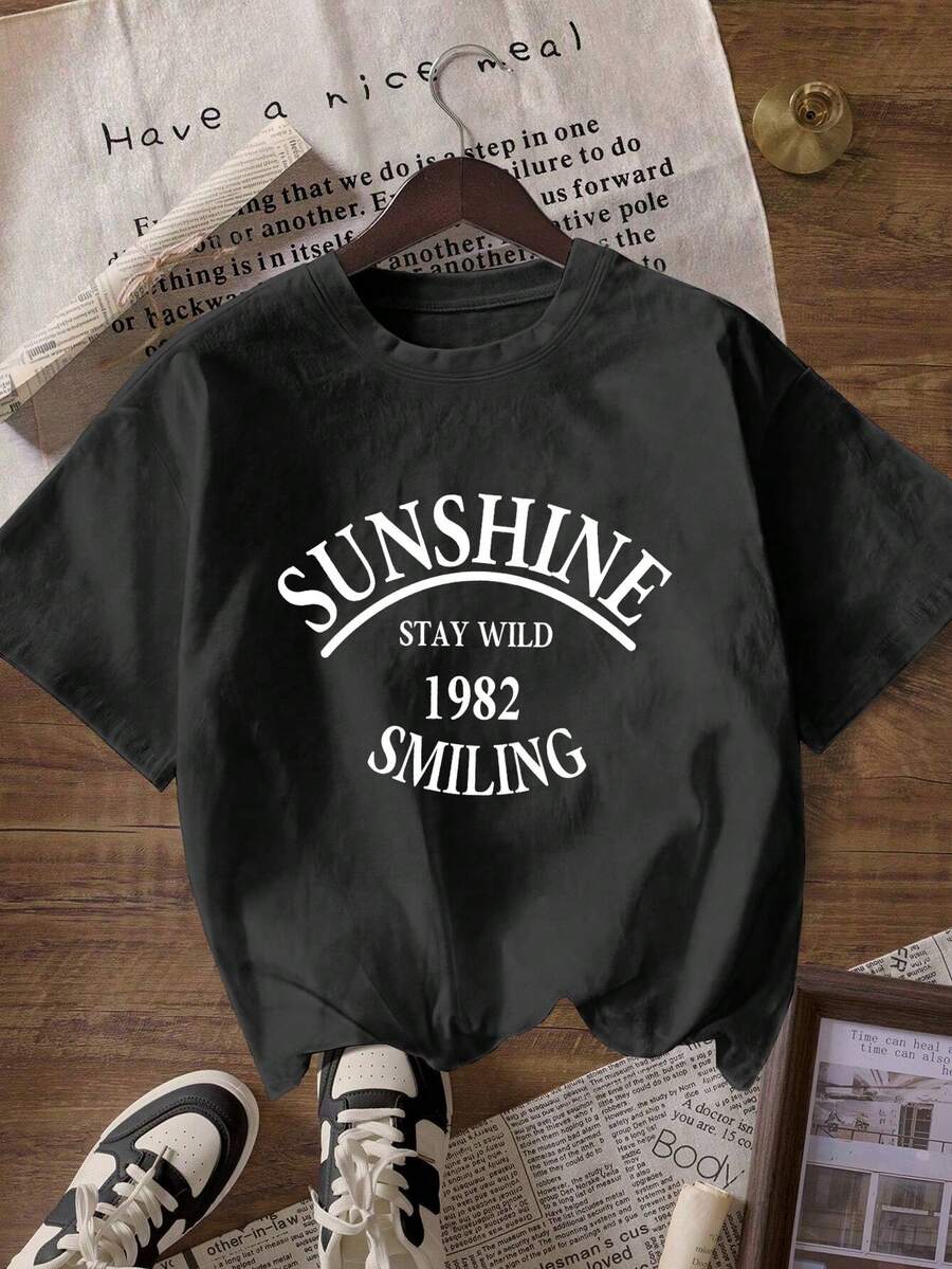 Women's Casual Short Sleeve T-Shirt - "Sunshine" Graphic Print, Loose Fit, Crew Neck, Medium Stretch, All-Season Comfort, Black With White Lettering, Perfect For Casual Outfits, Everyday Wear T-Shirt | Loose Fit Shirt | Medium Stretch Fabric Y2k T-Shirt - 黑色 - 查看 1
