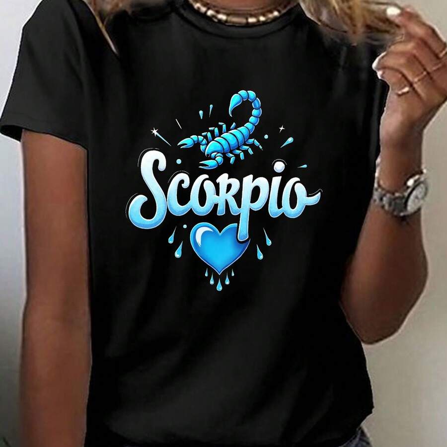 Women's Green Graphic T-Shirt "Scclothespio" - Shclothest Sleeve With Casual Crew Neck Featuring Blue Scclothespion And Heart Clothes, Perfect Fclothe - 黑色 - 查看 1