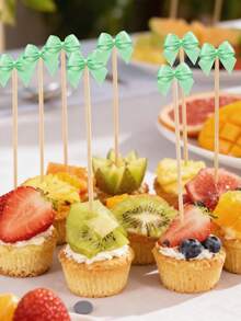 50pcs Green Butterfly Shaped Bamboo Skewers. These Elegant Bamboo Skewers Are Perfect For Displaying Appetizers And Beverages, Ideal For Birthday Parties, Bachelorette Parties, Bridal Showers, And Butterfly-Themed Decorations. - Multicolor - View 5