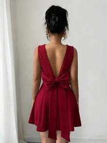 Vestido elegante y sexy de color borgoña con cuello en V, espalda descubierta, ajustado con vuelo en el bajo, sin mangas y con detalle de lazo.Adecuado para el Día de la Independencia y días festivos - Burdeos - Ver 4