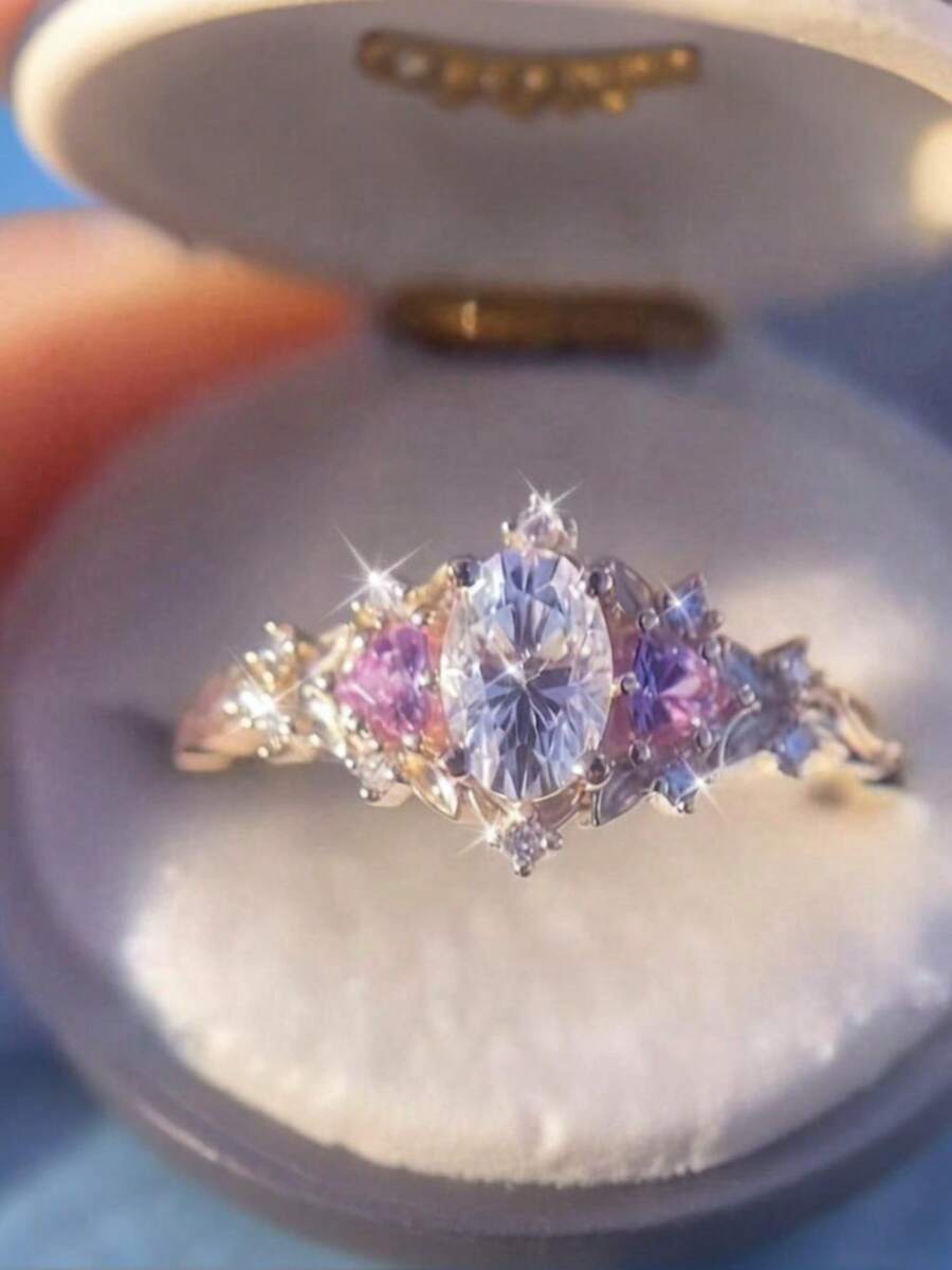 1枚镶嵌闪亮立方氧化锆的戒指，适合作为浪漫求婚和结婚周年纪念礼物送给女性 - golden - 查看 1